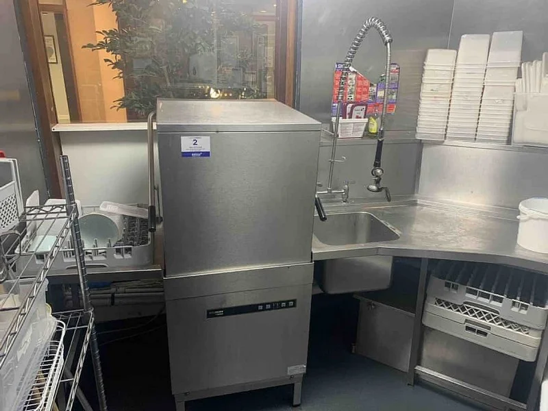 Sweeney Kincaid - Contents of a Bar & Restaurant Auction - Auction Image 2