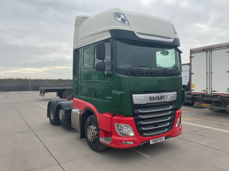 BPI Auctions - 2019 - 2017 DAF, Iveco & Renault Tractor Units, Box Lorries & Curtainsider Lorries at Auction - Auction Image 4