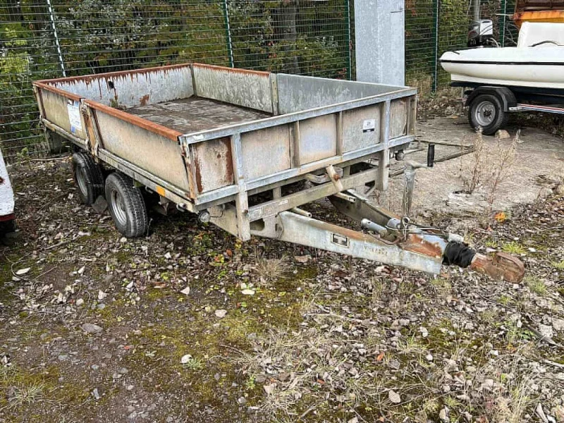 Sweeney Kincaid - Plant, Equipment & Vehicles Auction - Auction Image 5
