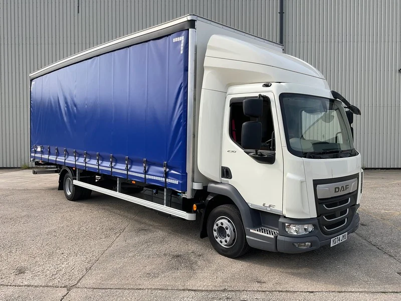 BPI Auctions - New, Pre-Registered & Ex-Demonstrator DAF Vehicles to include: Tractor Units, Curtain Siders & Dropside Tipper Lorries at Auction - Auction Image 3