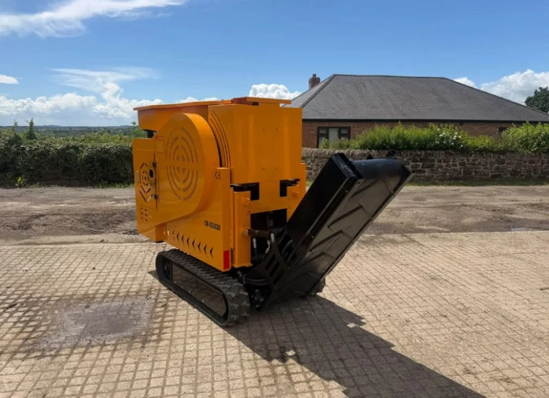 Universal Auctions Group Ltd - Massive Multi Lot Auction: Ex-Fleet Vans, Agri, Construction & Heavy Plant Machinery & Much More - Auction Image 2