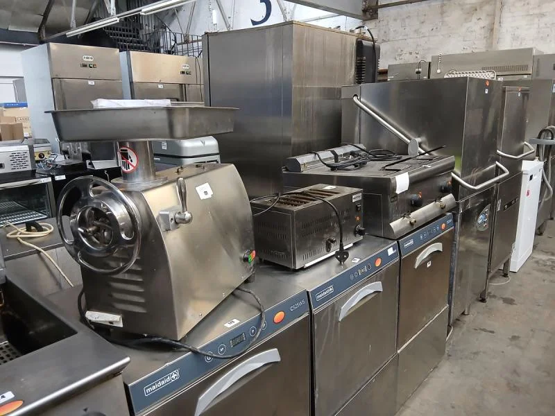 W & H Peacock - Commercial Catering Equipment Auction - Auction Image 4