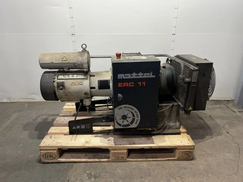 JPS Chartered Surveyors - Plant Auction to include Jungheinrich Order Picker, CAT Forklift, Crown Bay Picker, Compressors & Genie Scissor Lift - Auction Image 4