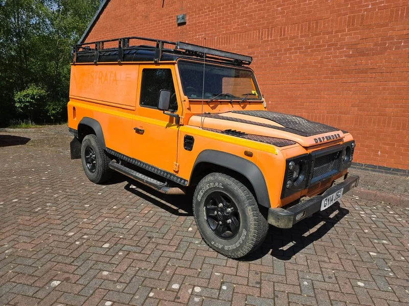 BPI Auctions - 2014 Land Rover Defender 110 Hard Top 4x4 Utility Vehicle at Auction - Auction Image 1