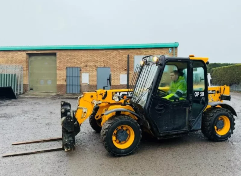 Universal Auctions Group Ltd - Multi-Lot Auction; Ex-Fleet Vans, Agri, Construction & Heavy Plant Machinery And Much More! - Auction Image 8