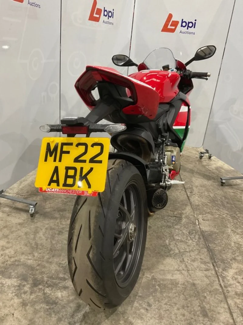 BPI Auctions - 2022 Ducati Panigale V2 Bayliss 1st Championship 20th Anniversary Edition Motorcycle Auction - Auction Image 4