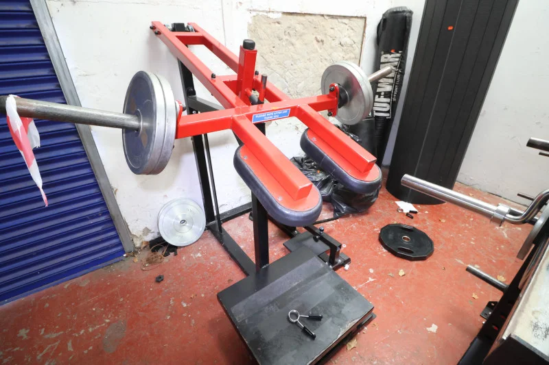 Lithgow Sons & Partners - GYM EQUIPMENT  - Auction Image 5
